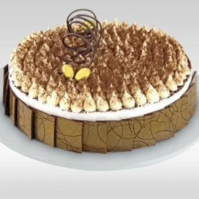 Fresh Tiramisu Cake